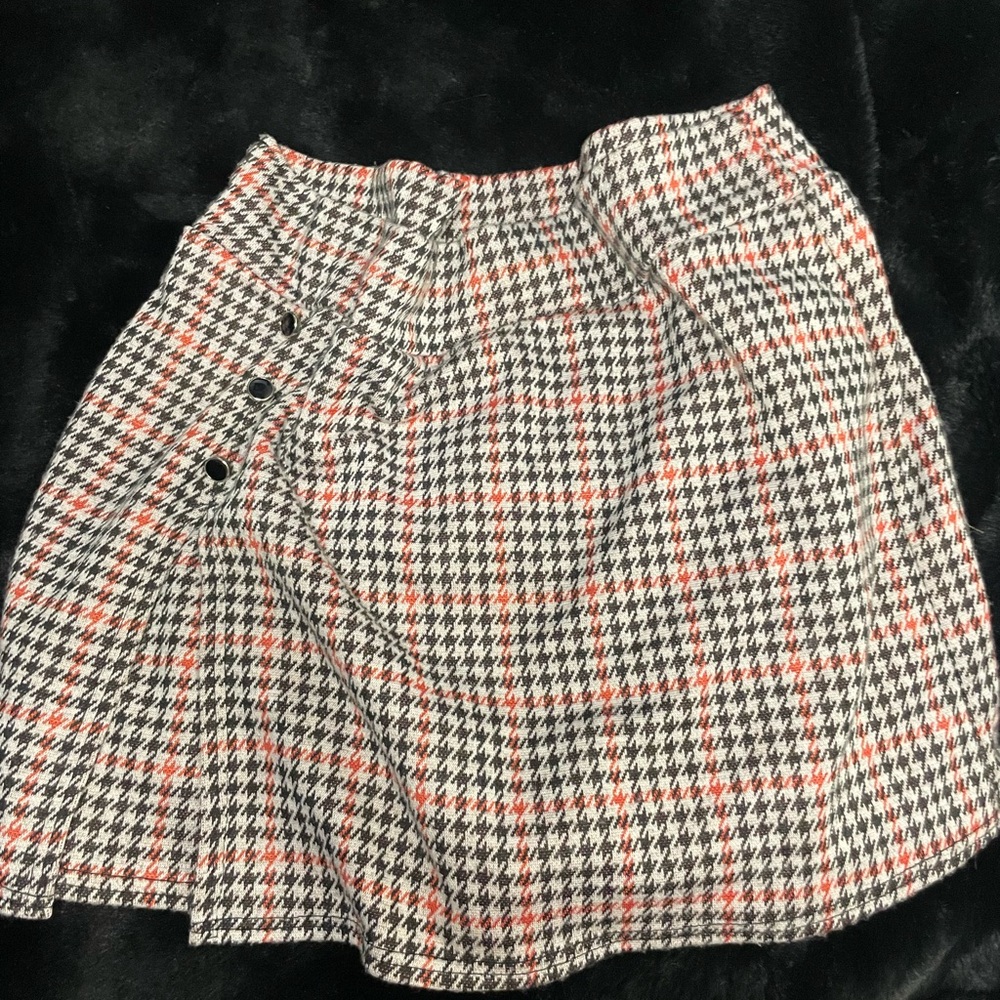 Fashion Magazine White and Red Mini A-Line Skirt